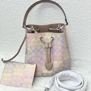 Coach Rowan Bucket Bag Crossbody Rainbow Sig Canvas/Sand Multi CDA92 & Pouch NWT